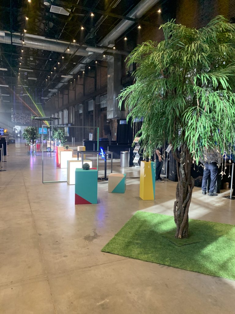 sommet international de l'innovation decor lounge